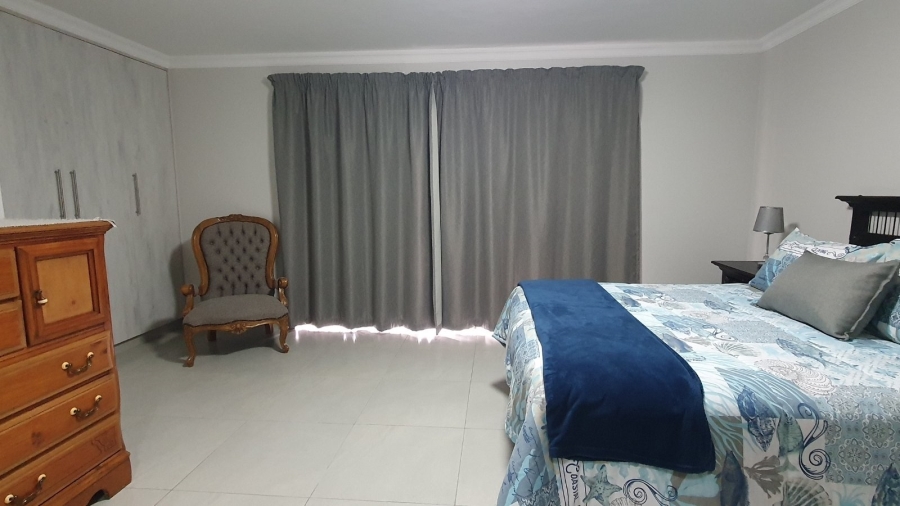 3 Bedroom Property for Sale in Dana Bay Western Cape